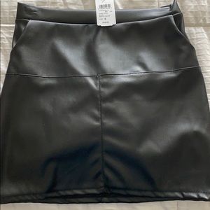 black leather skirt from Windsor